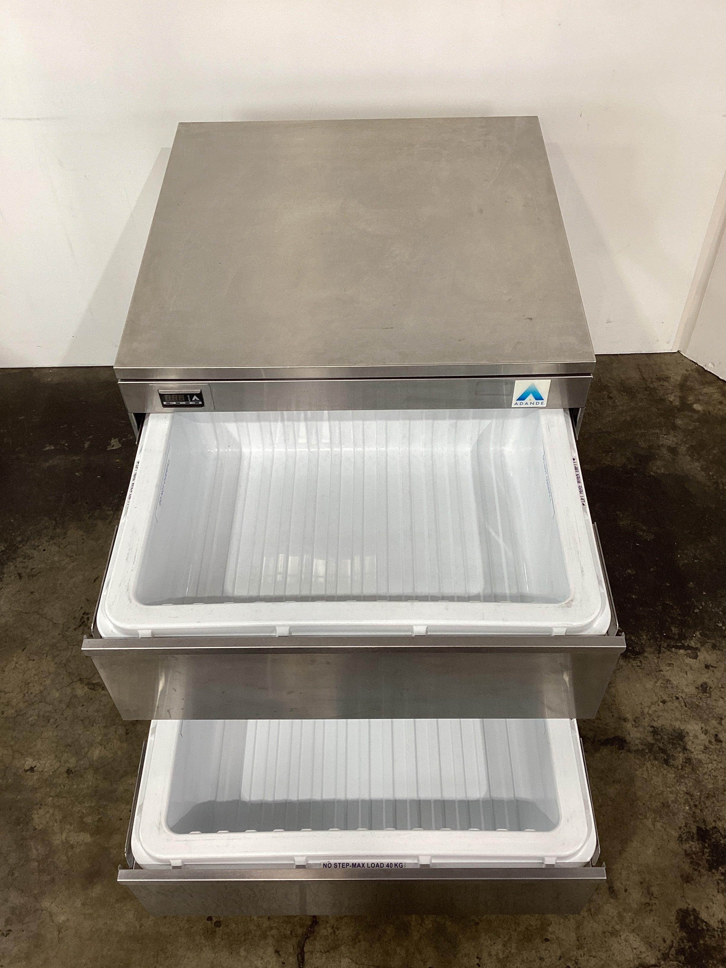 Adande VCR R2 V1 Undercounter Fridge Drawers