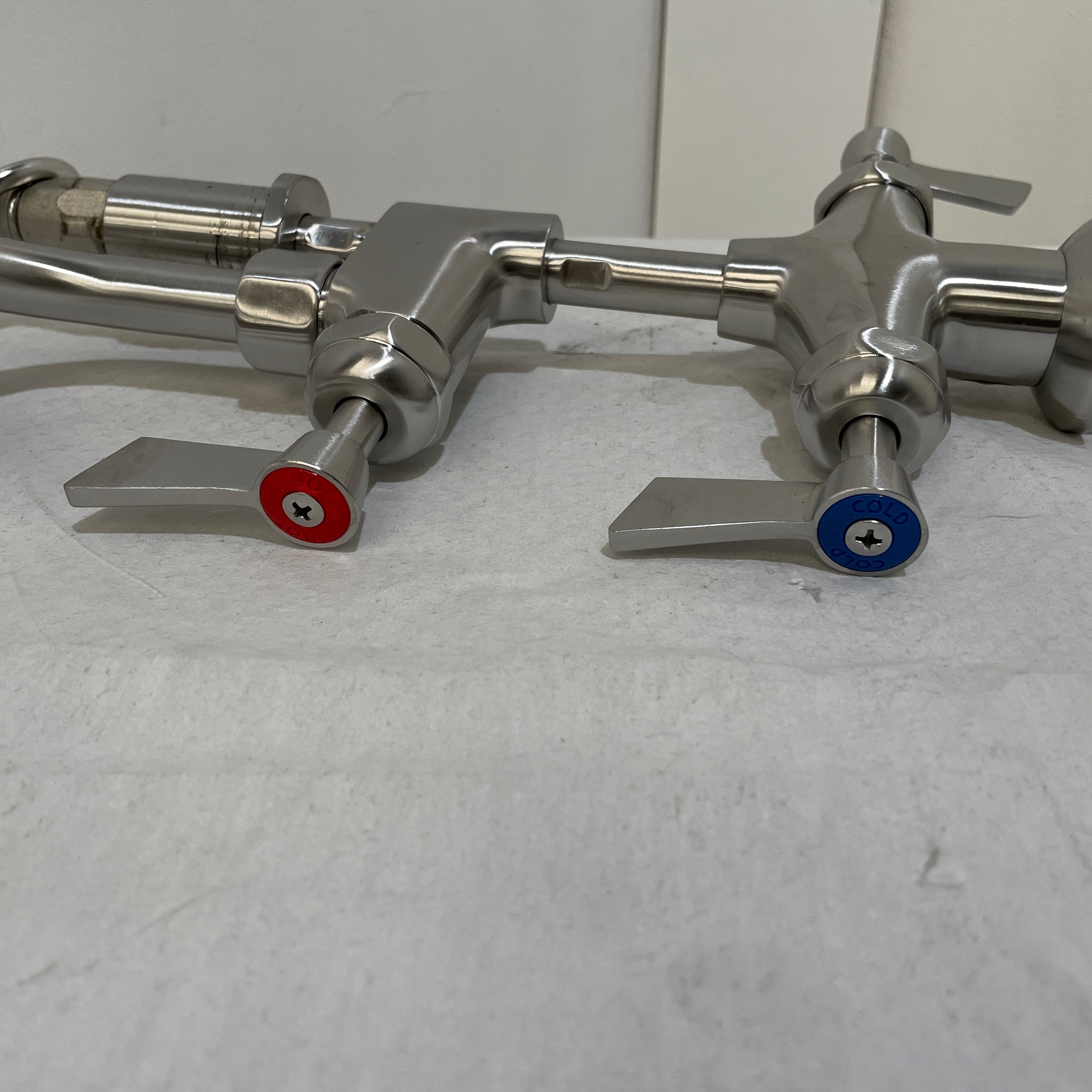 3monkeez CLEAN-A-JET Mounted Pre Rinse Unit