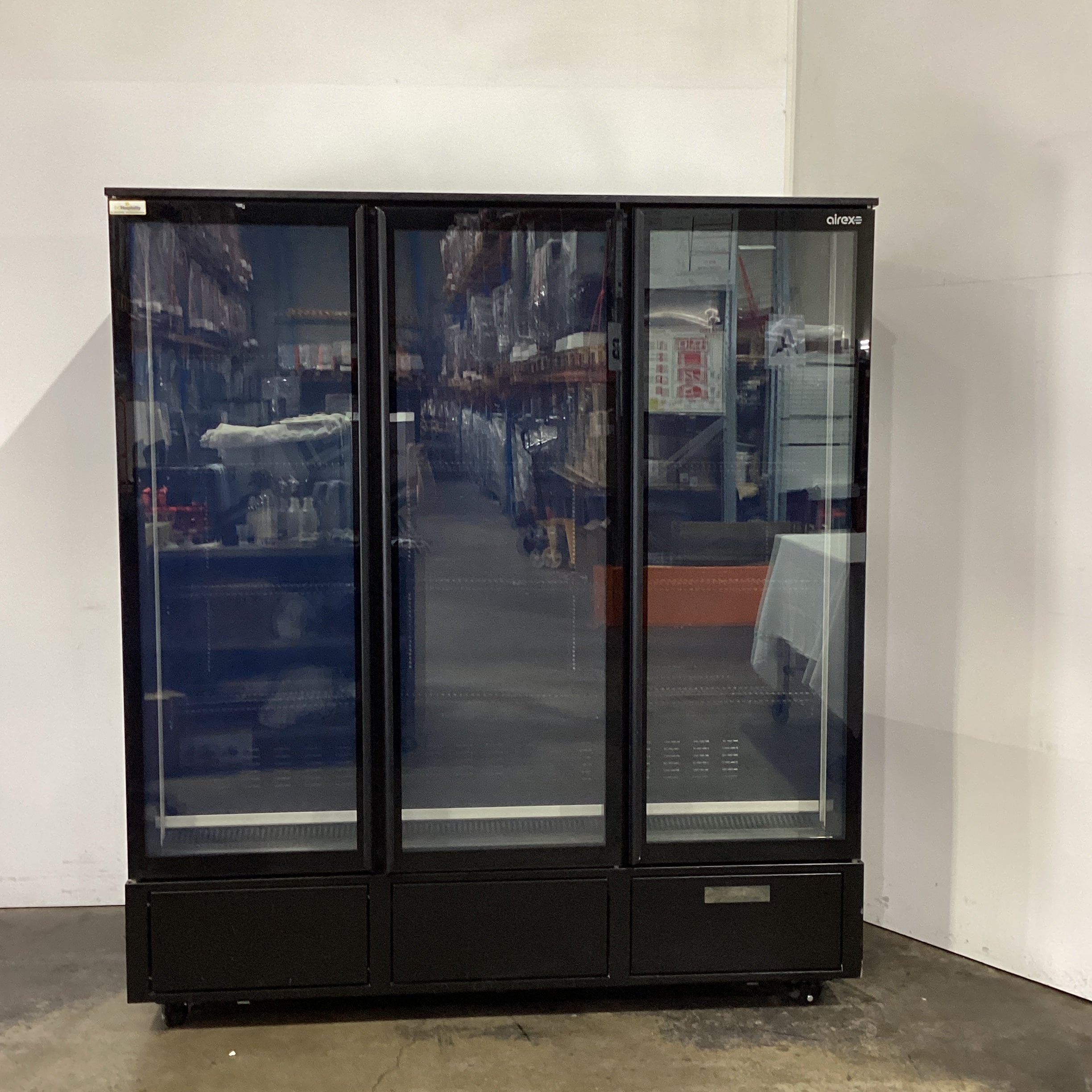 Airex AXR-MEUR-3DB1 Upright Fridge